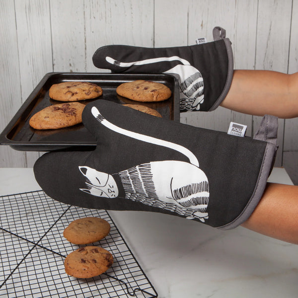 Purr Party Oven Mitt