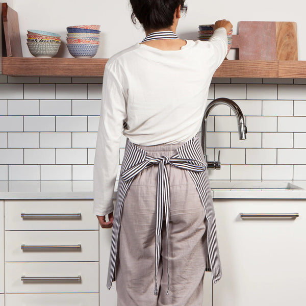 Narrow Stripe Black Apron