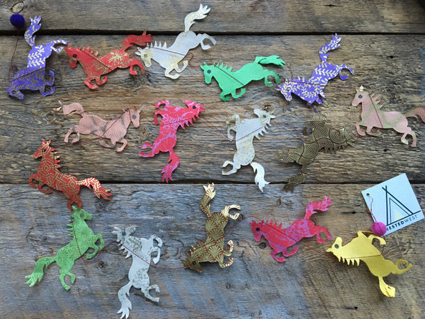Horse Paper Garland