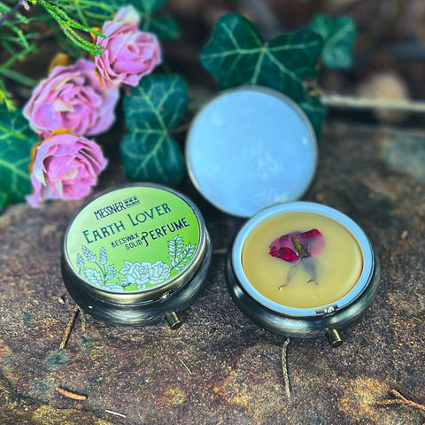 Earth Lover Solid Perfume