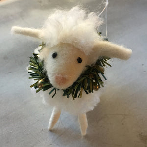Woolly Sheep with Wreath Ornament